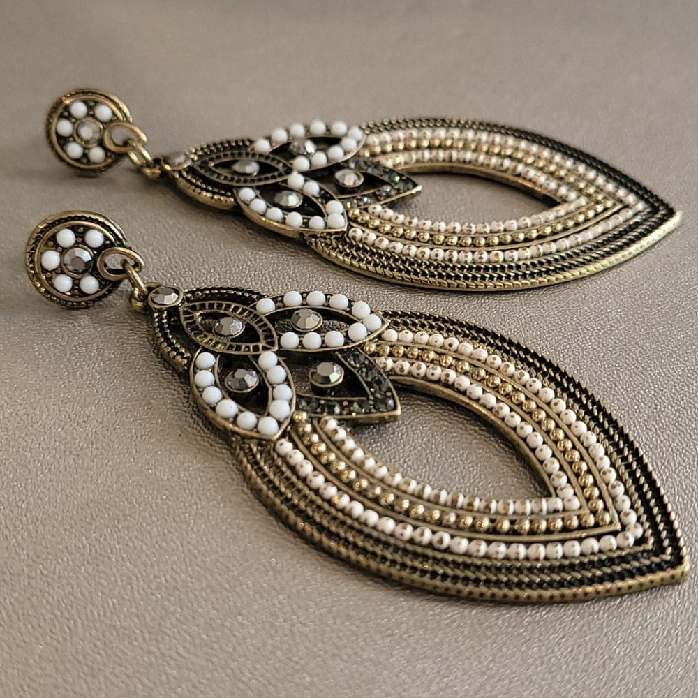 Earrings/Fashion Jewlery